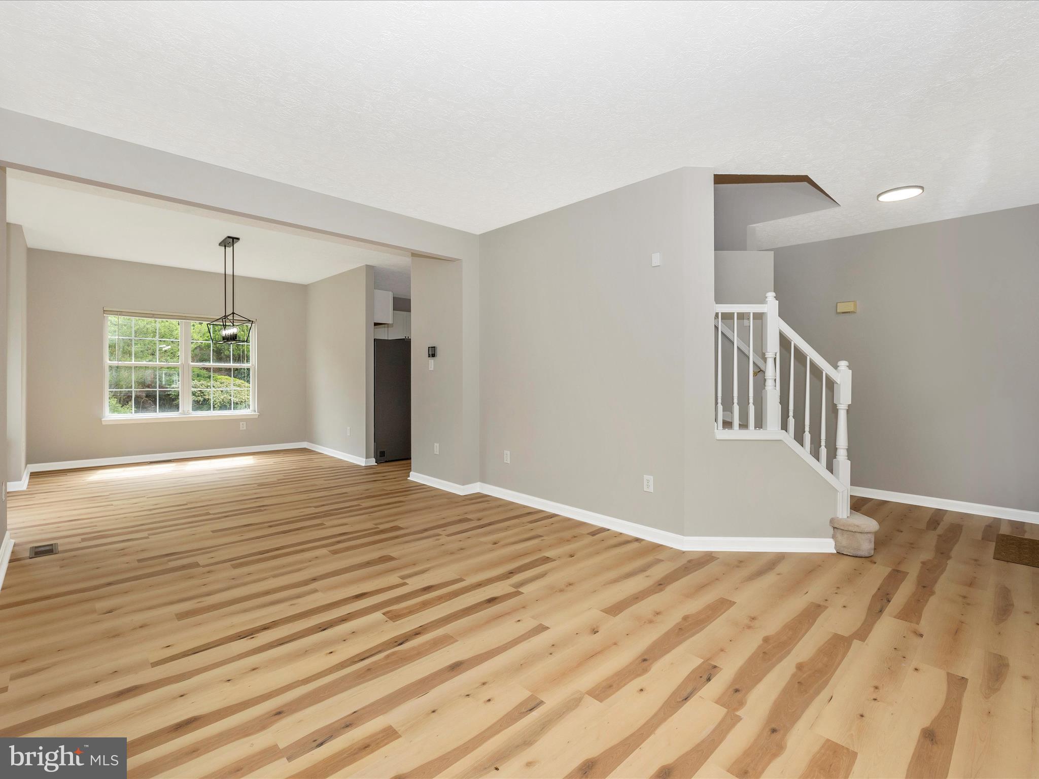 WINDING RIDGE - Residential