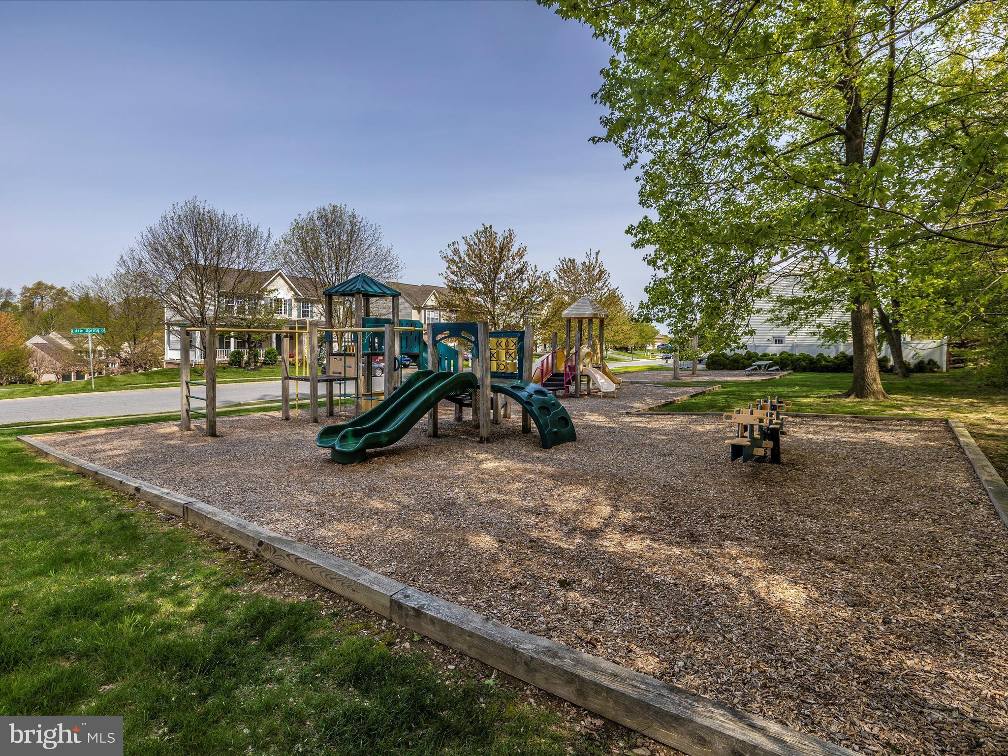 WINDING RIDGE - Residential