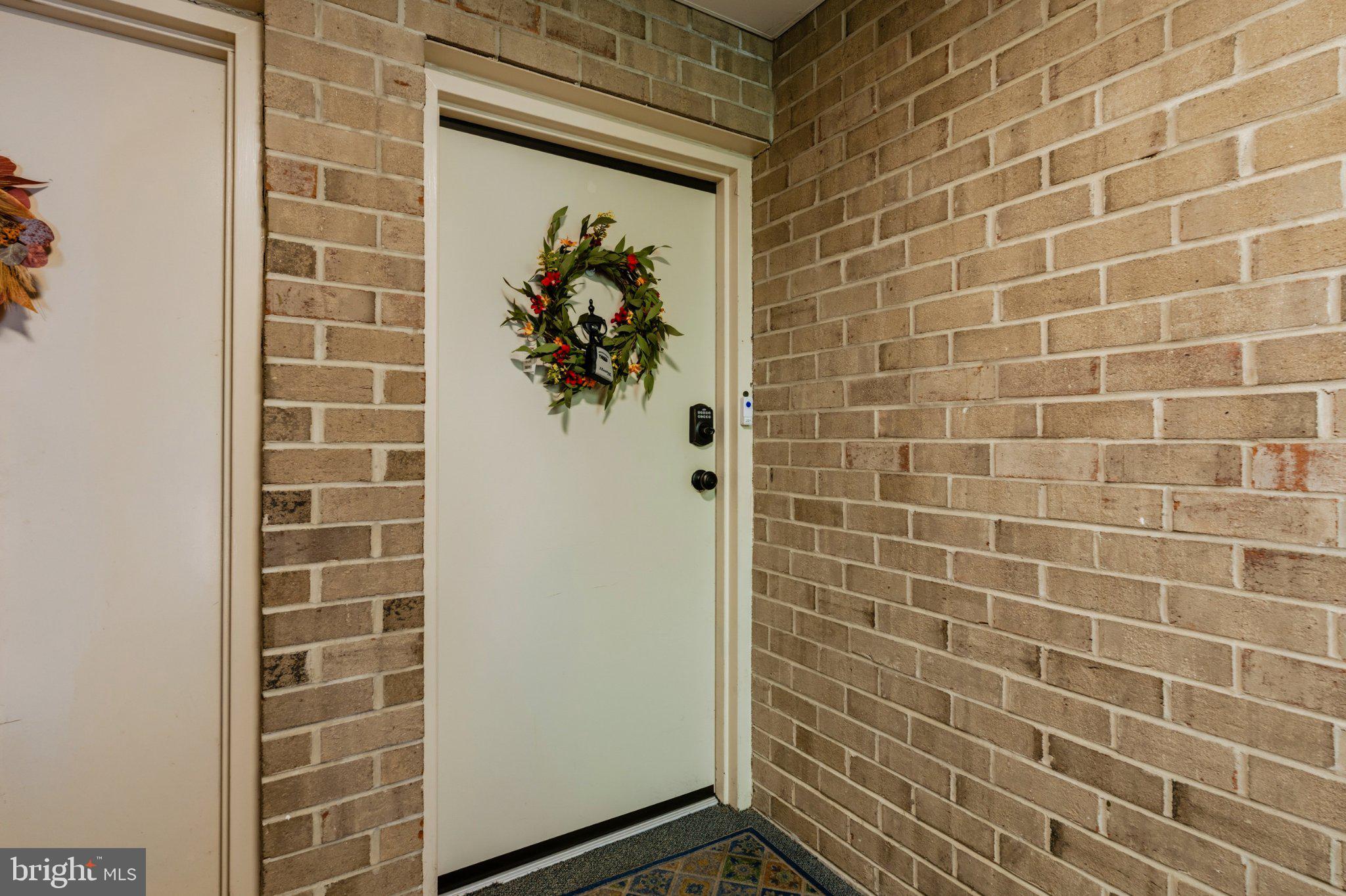 11561 ROLLING GREEN COURT 13/201C