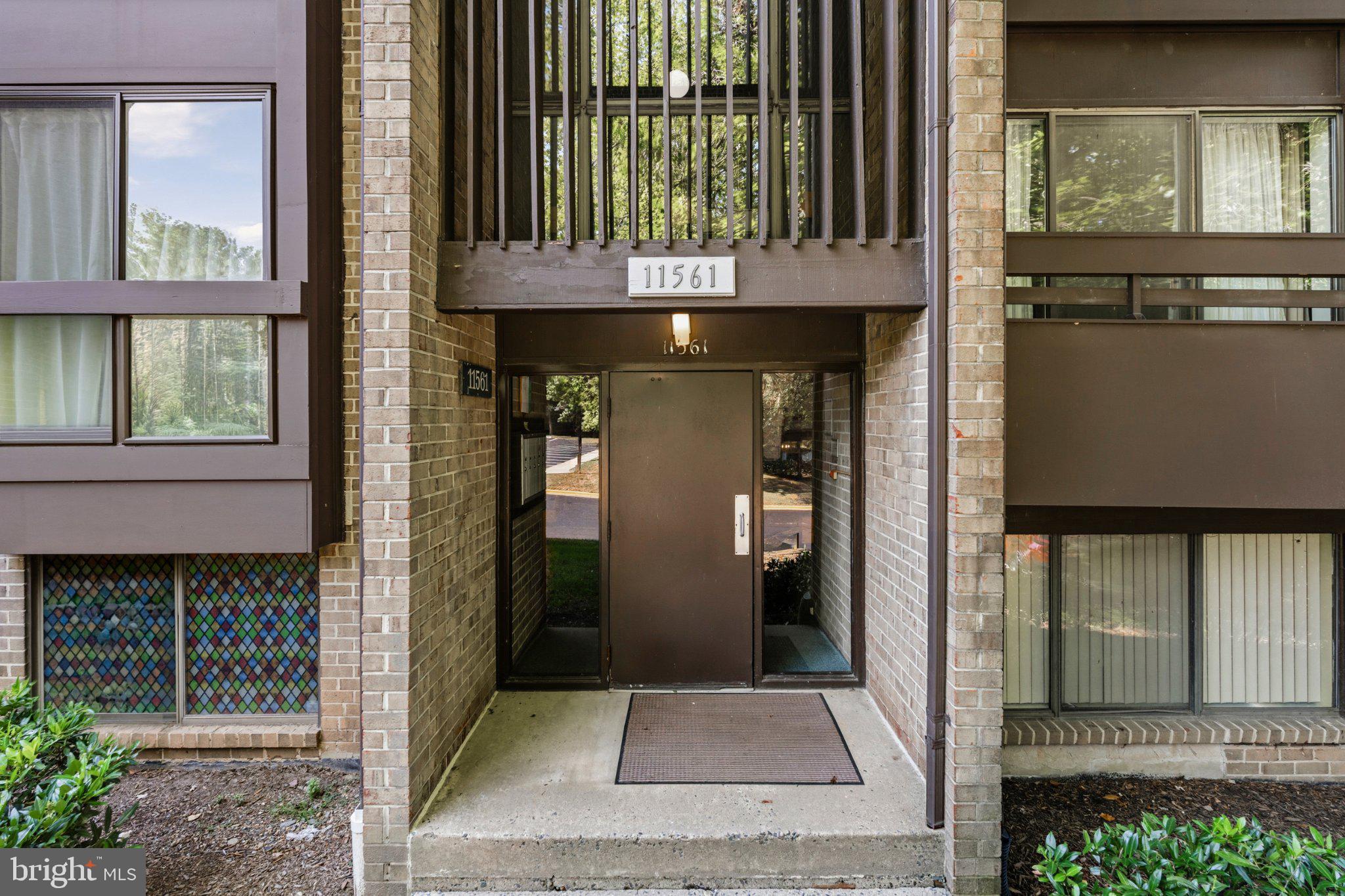 11561 ROLLING GREEN COURT 13/201C