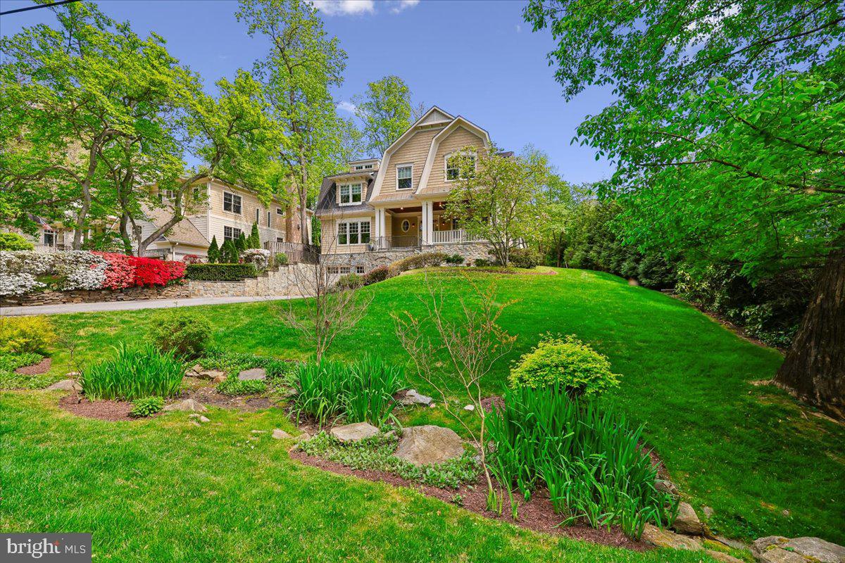 GLEN ECHO HEIGHTS - Residential