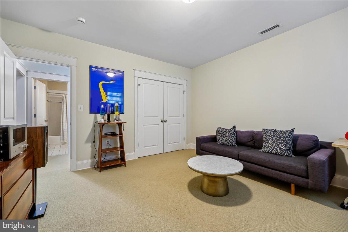 GLEN ECHO HEIGHTS - Residential