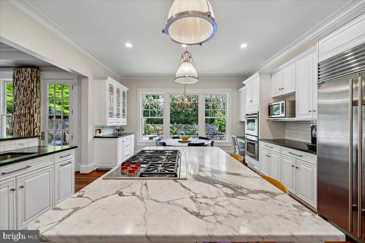 GLEN ECHO HEIGHTS - Residential