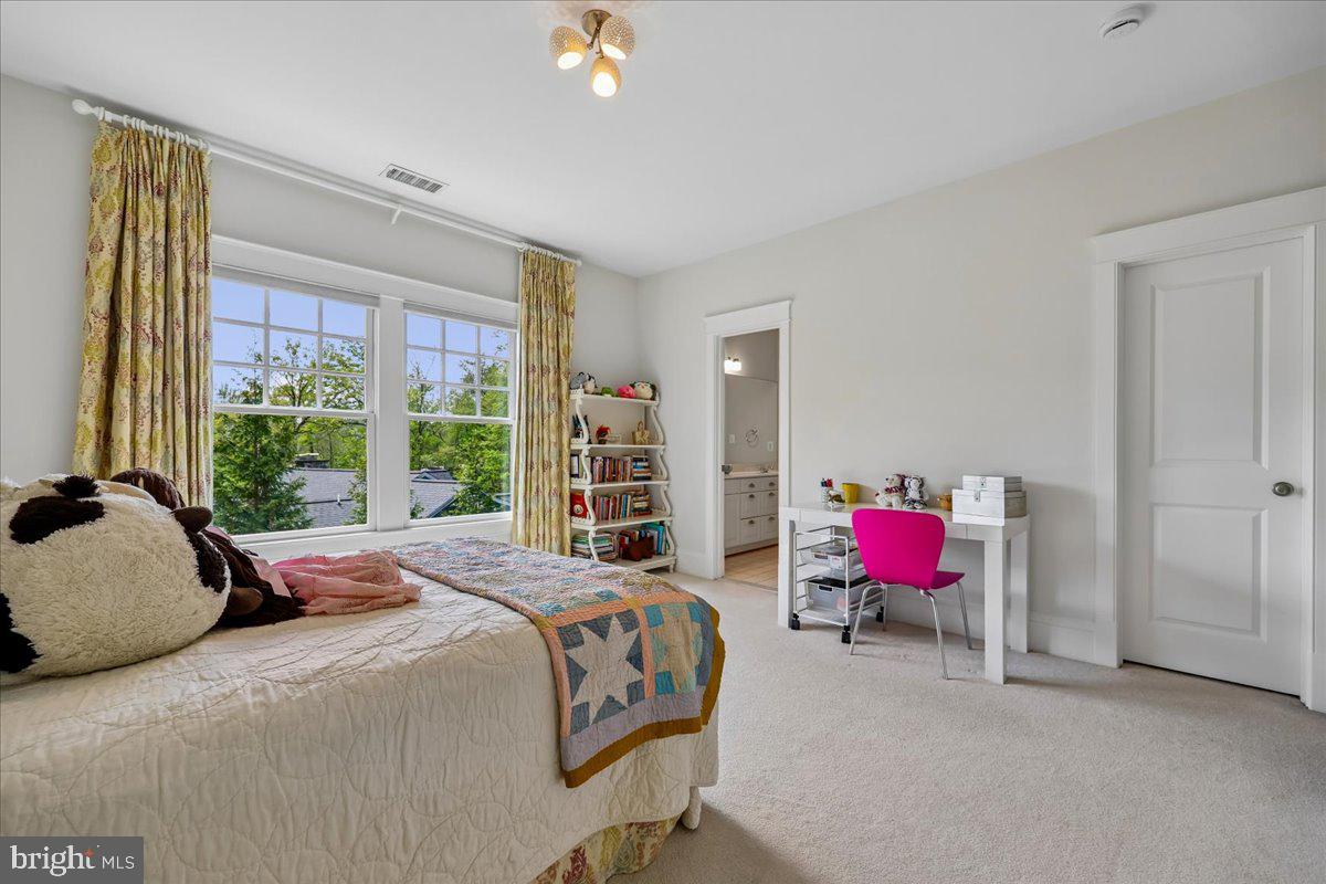 GLEN ECHO HEIGHTS - Residential