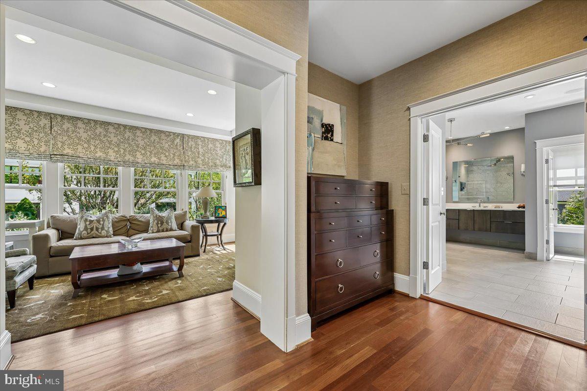 GLEN ECHO HEIGHTS - Residential