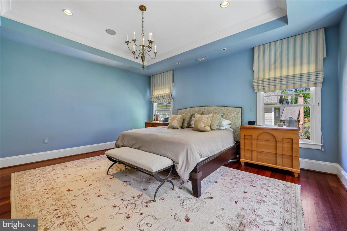 GLEN ECHO HEIGHTS - Residential