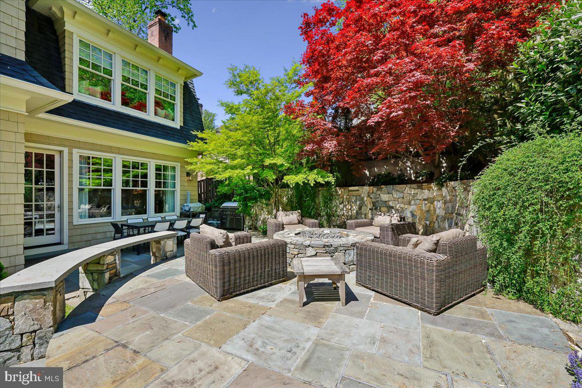 GLEN ECHO HEIGHTS - Residential