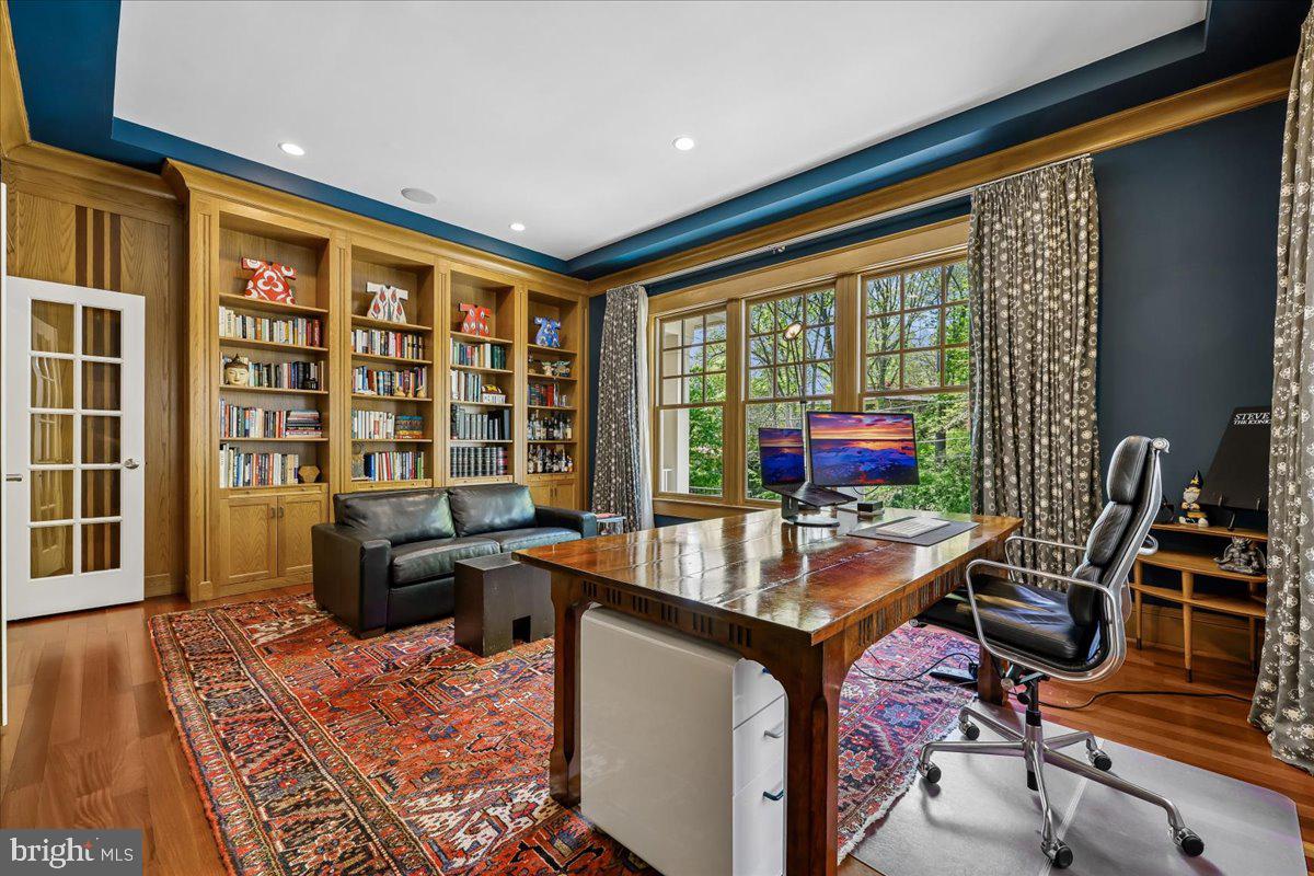 GLEN ECHO HEIGHTS - Residential