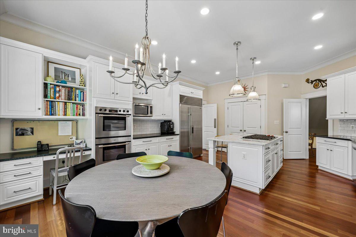 GLEN ECHO HEIGHTS - Residential