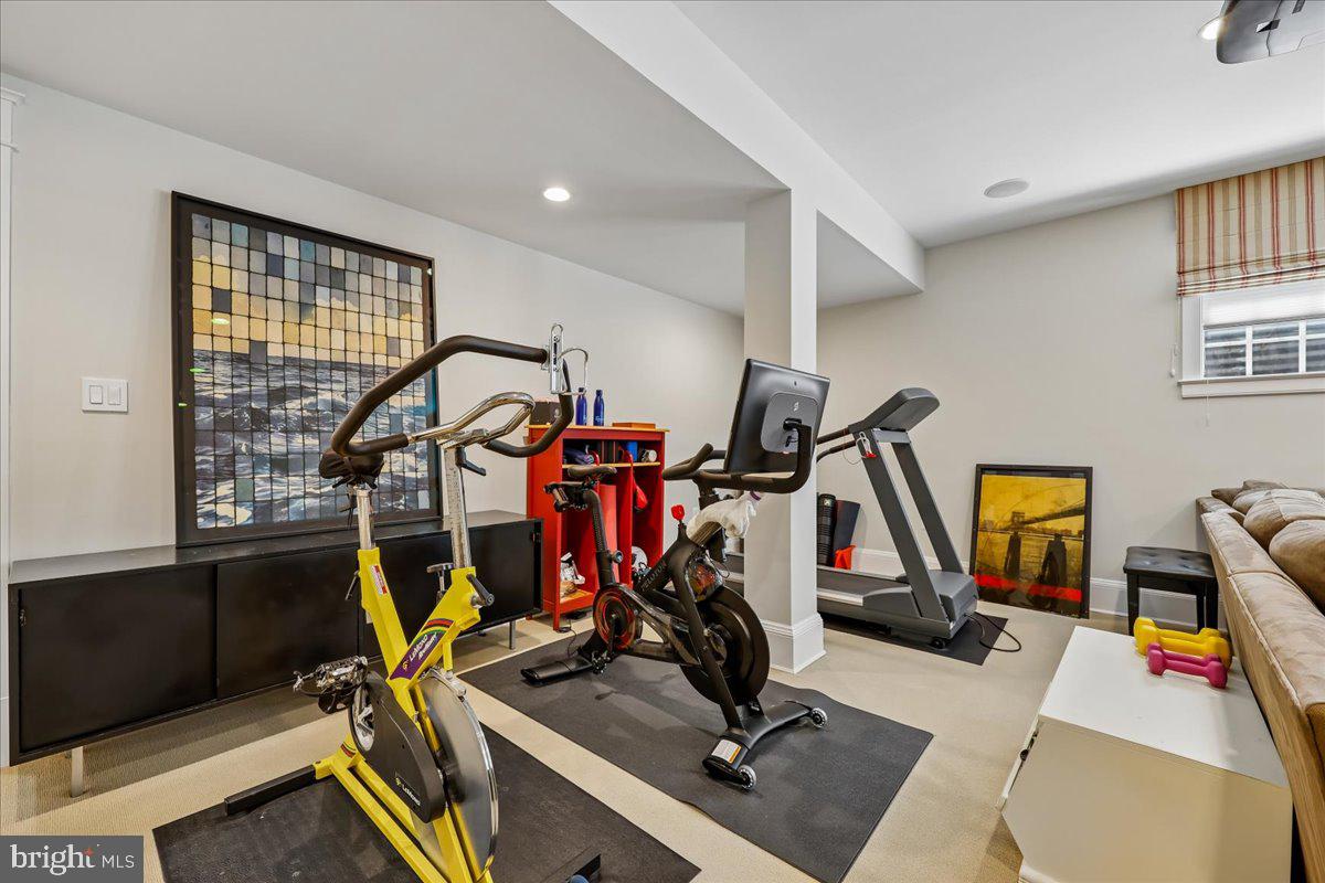 GLEN ECHO HEIGHTS - Residential