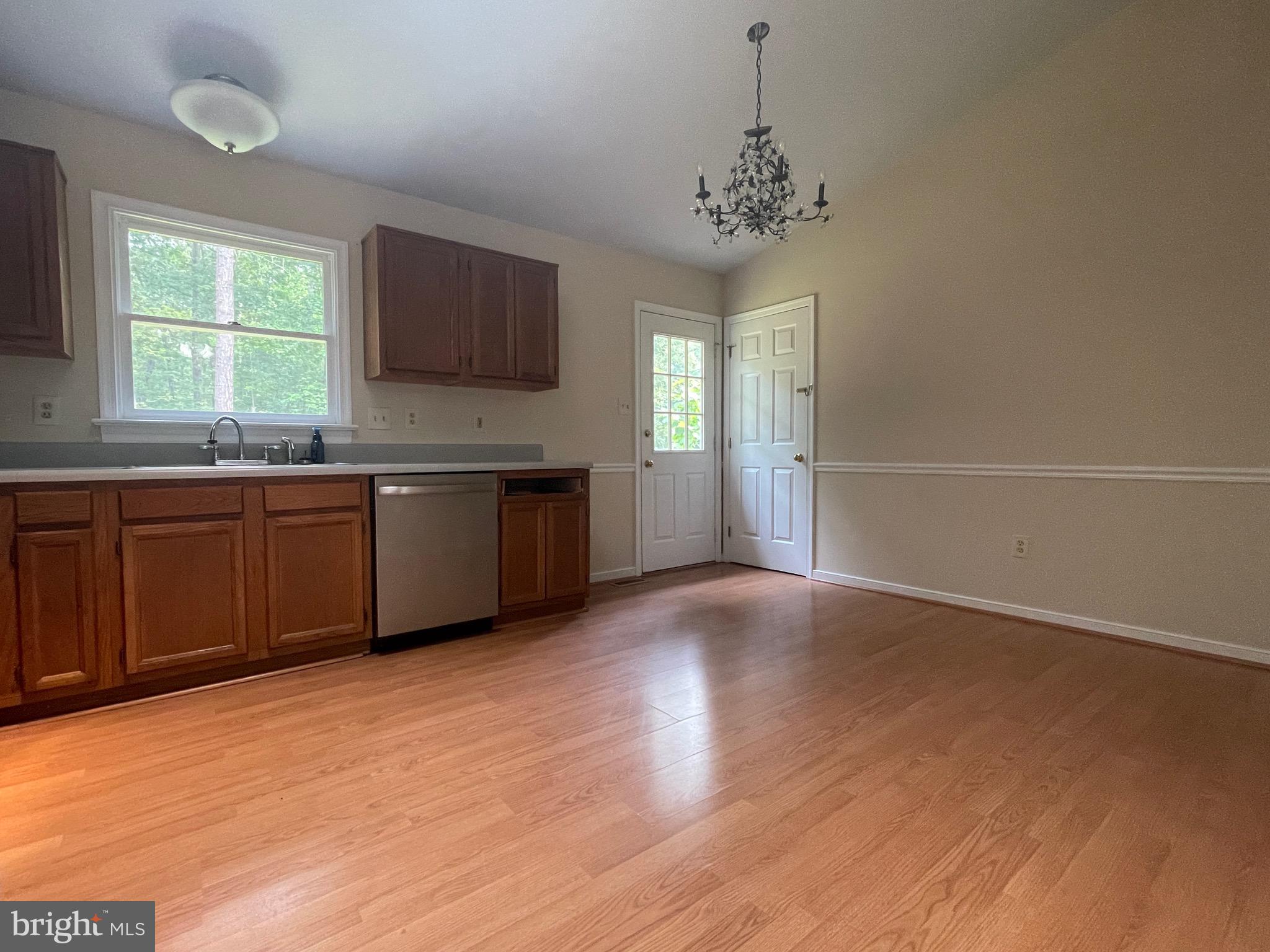 LAKE LAND OR - Residential