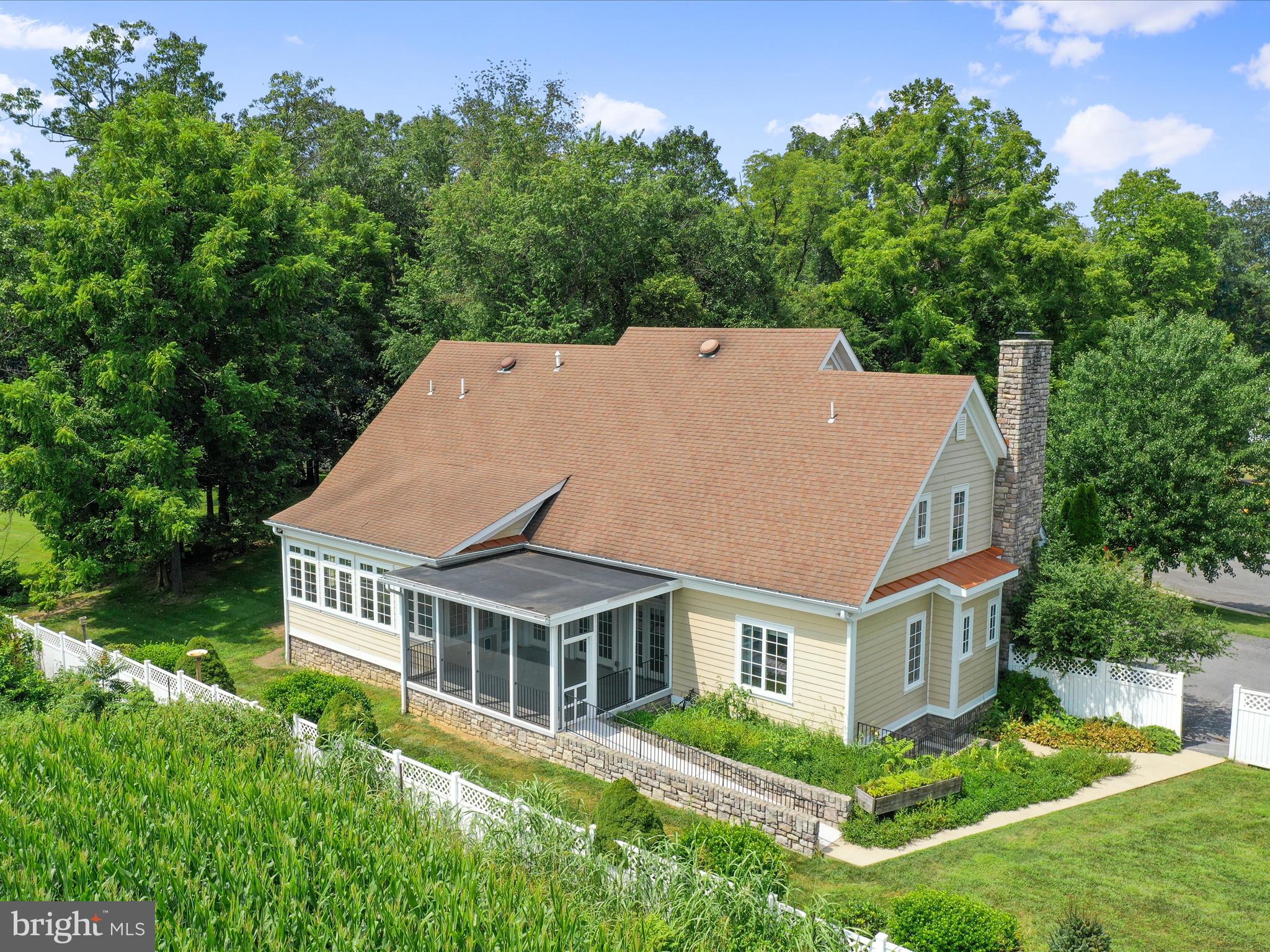 111 CHICKADEE COURT