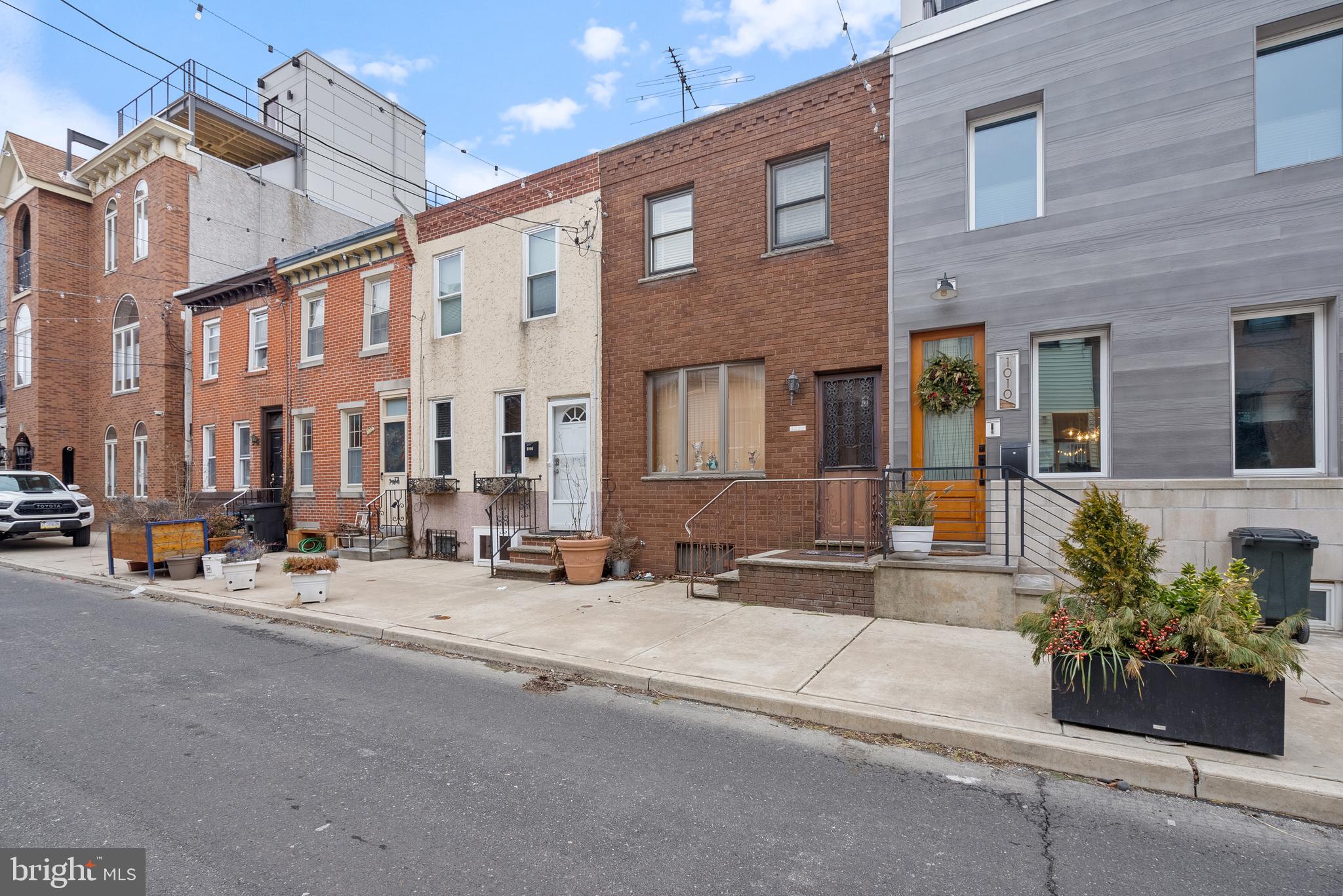 PASSYUNK SQUARE - Residential