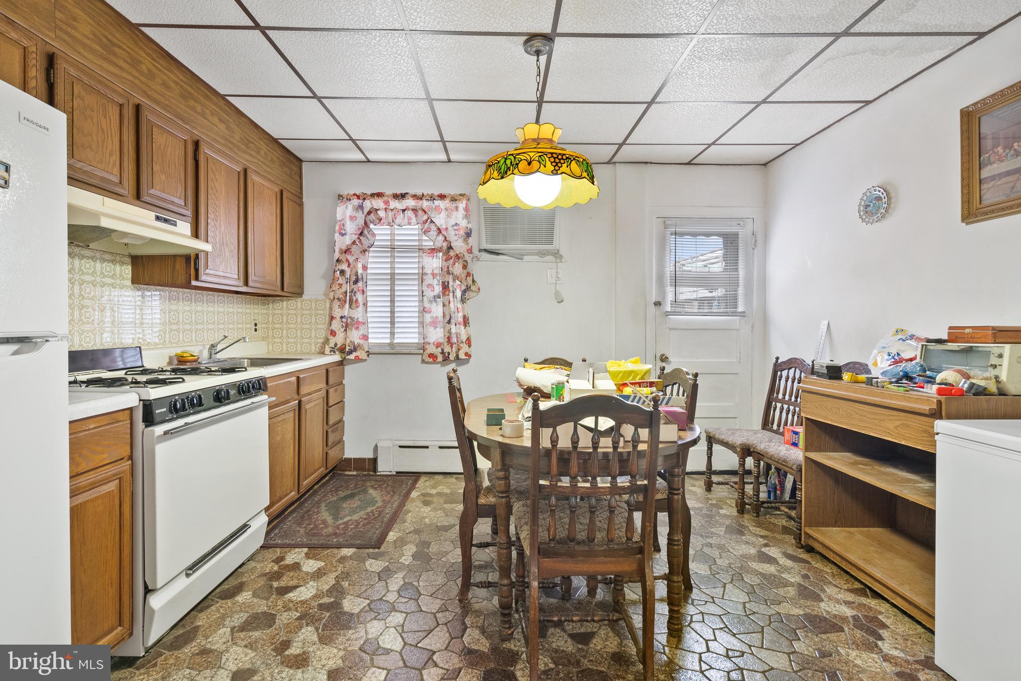 PASSYUNK SQUARE - Residential