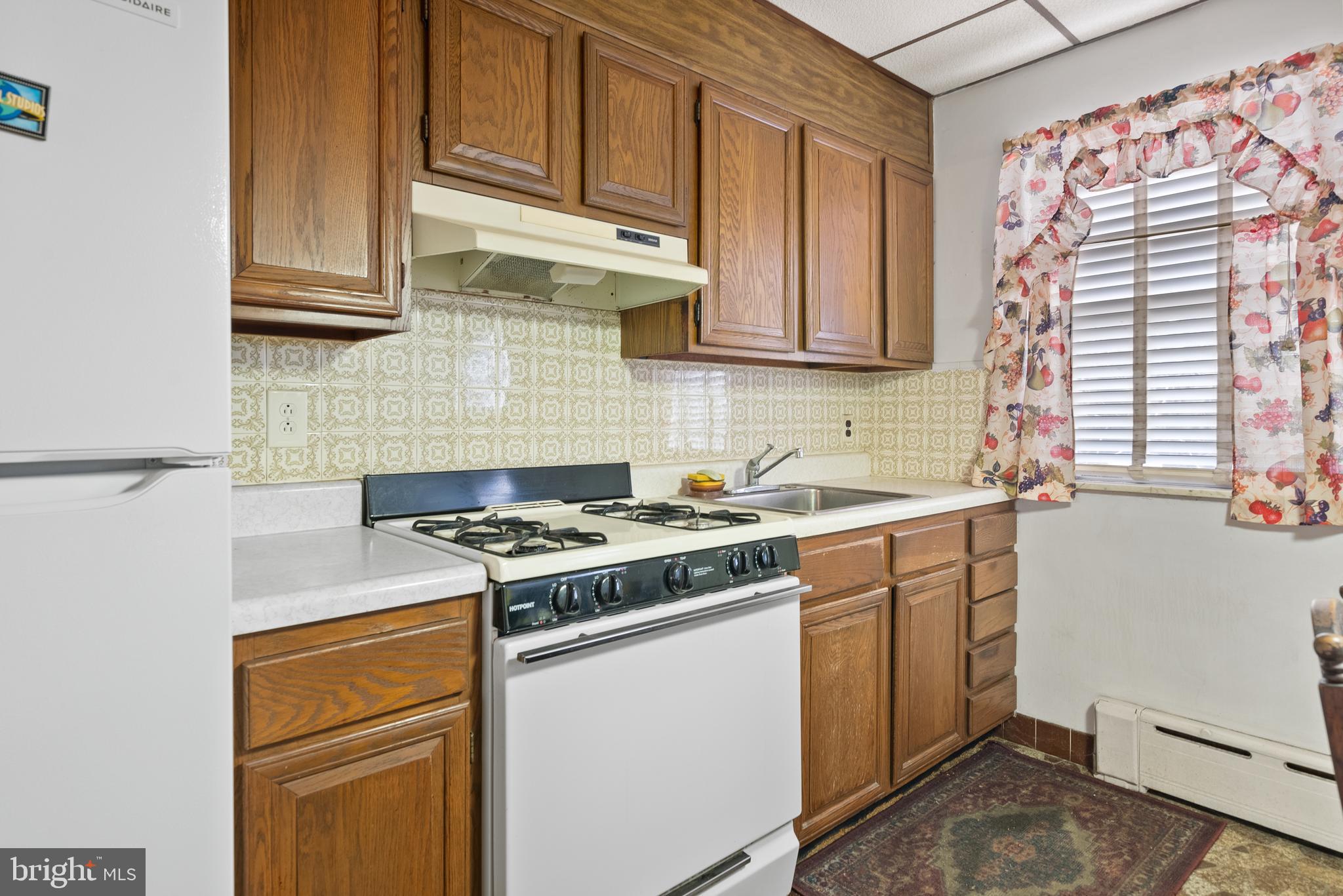 PASSYUNK SQUARE - Residential