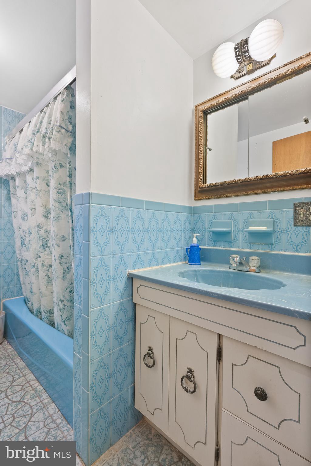 PASSYUNK SQUARE - Residential