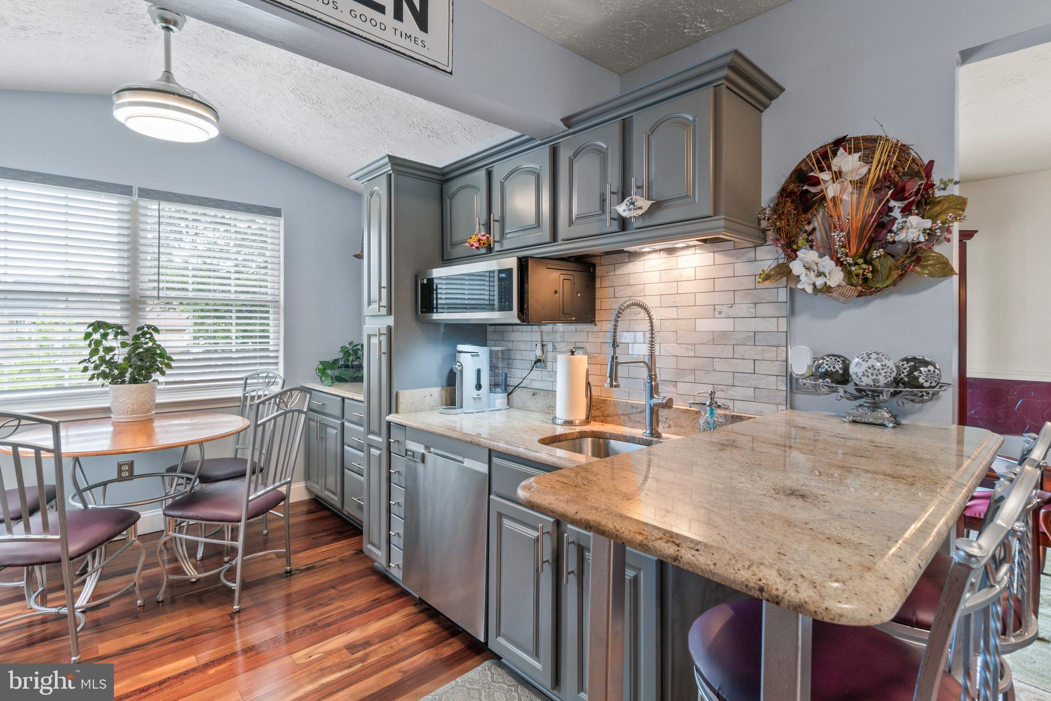 OAKHURST - Residential