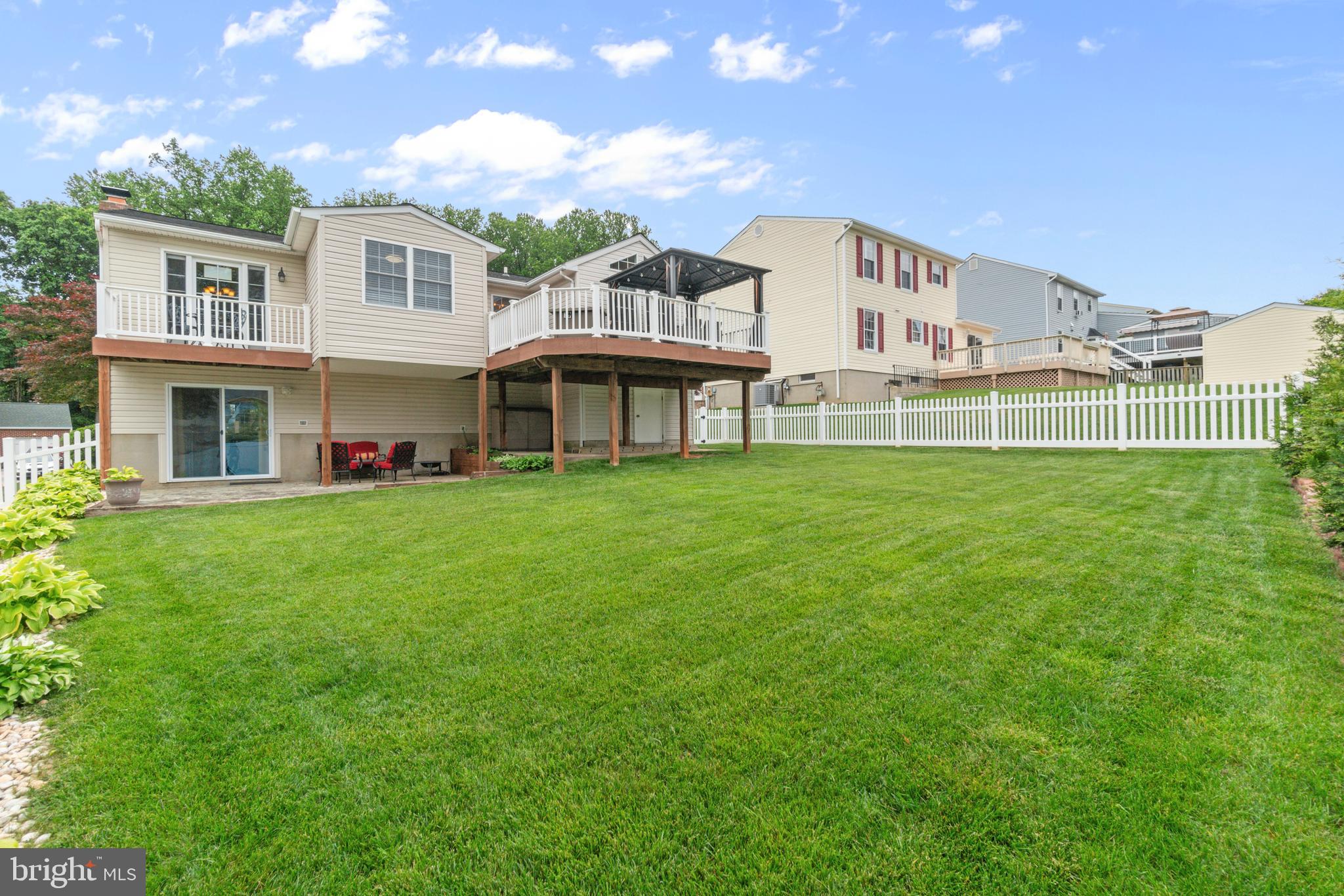 OAKHURST - Residential