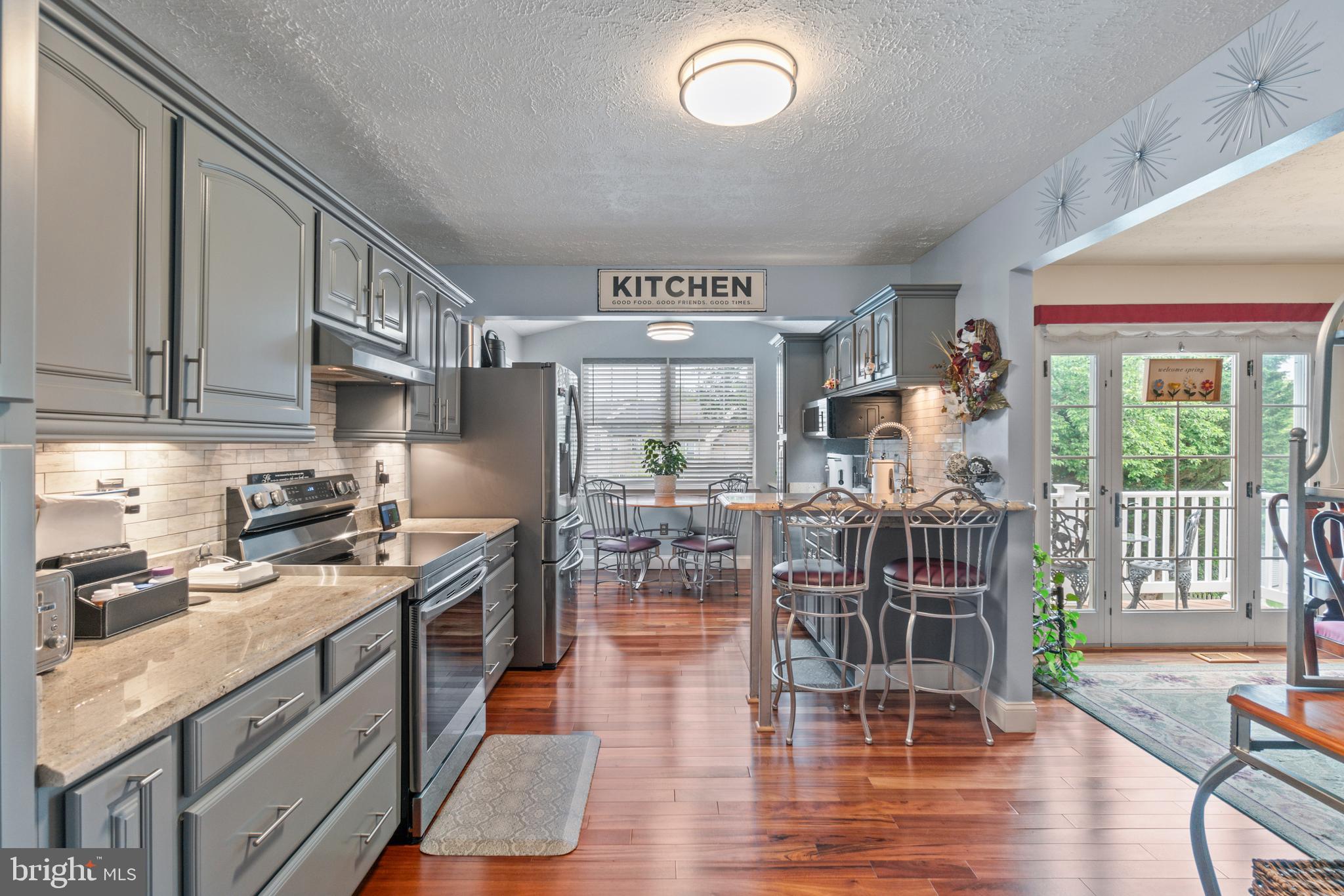OAKHURST - Residential