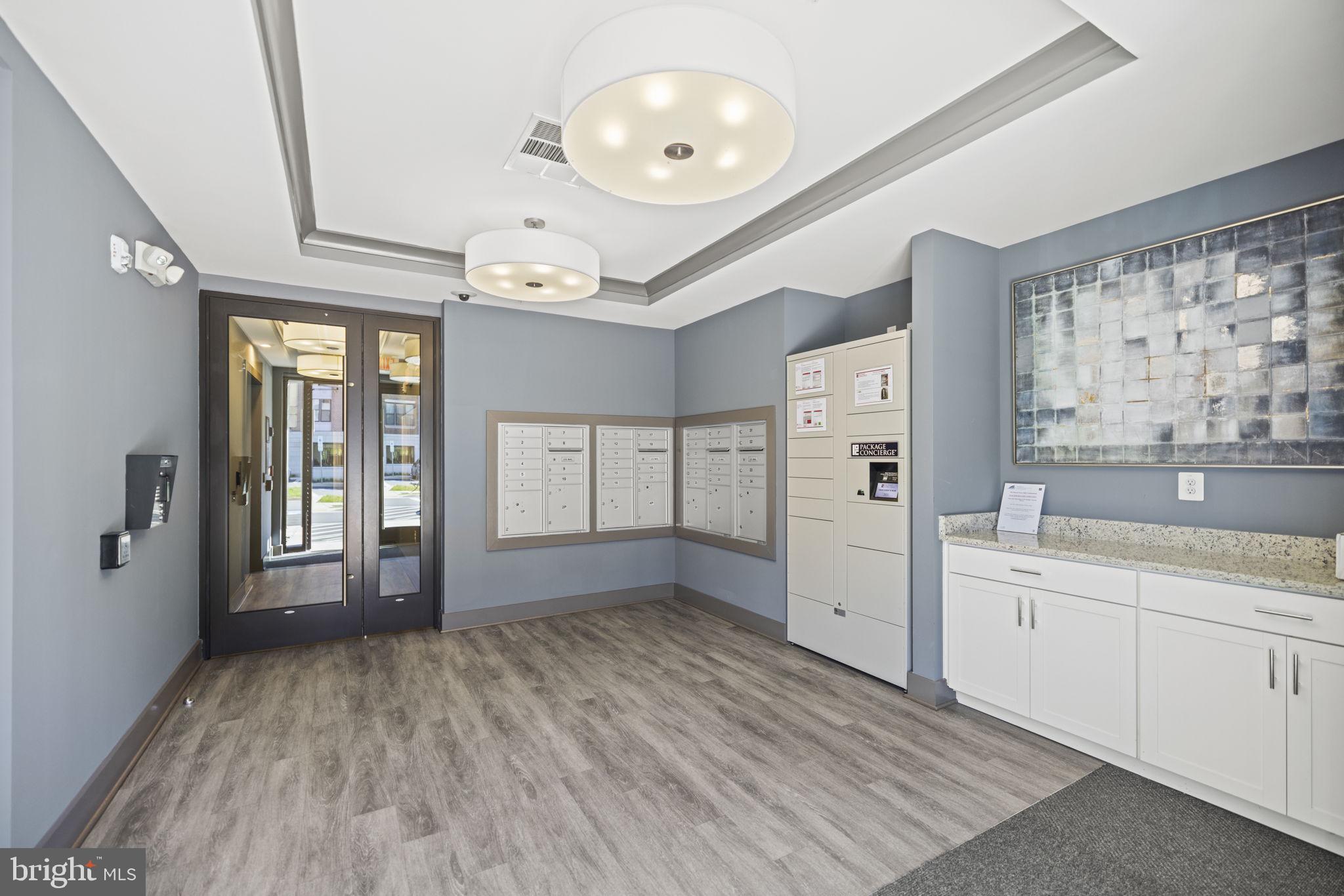 TOWER OAKS - Residential