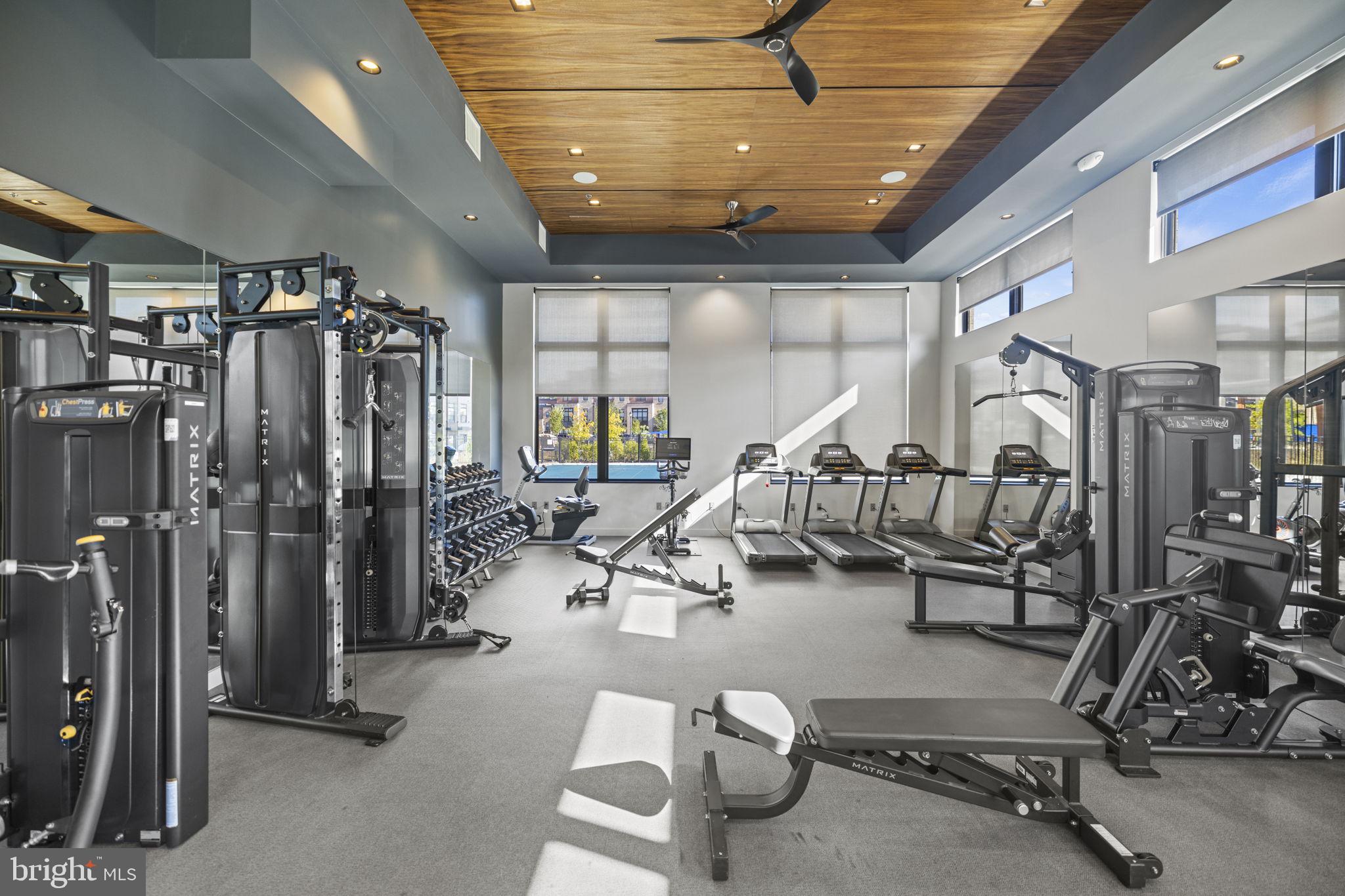 TOWER OAKS - Residential