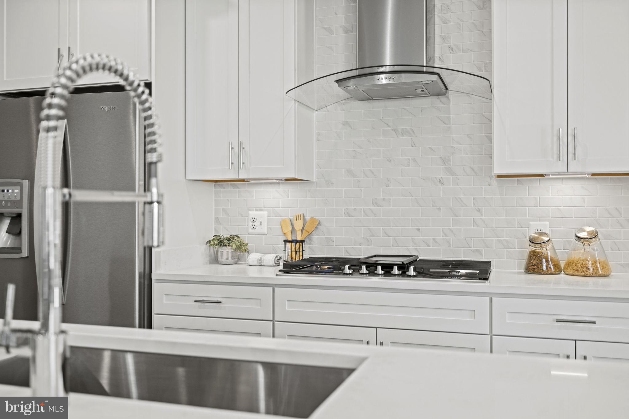 TOWER OAKS - Residential