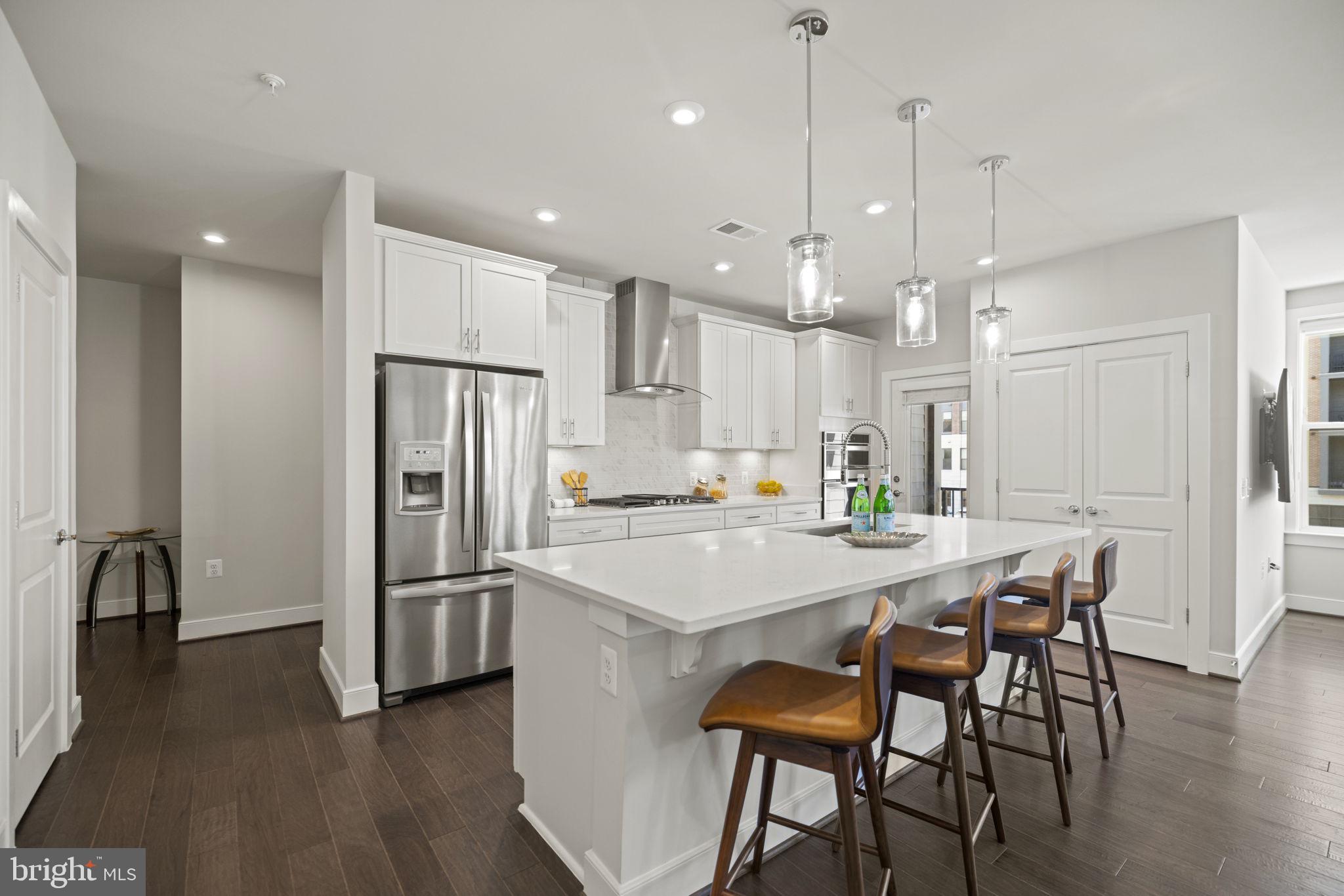 TOWER OAKS - Residential