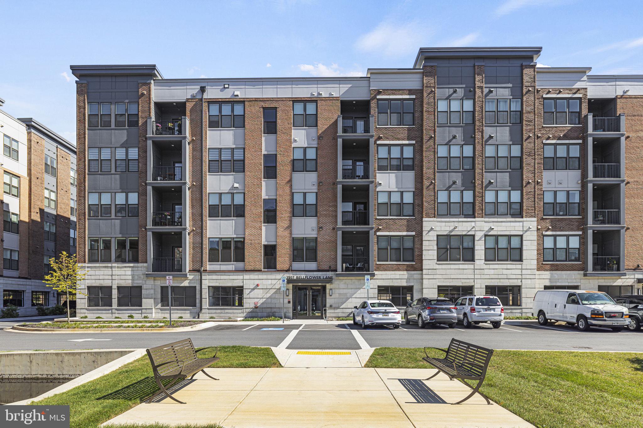 TOWER OAKS - Residential