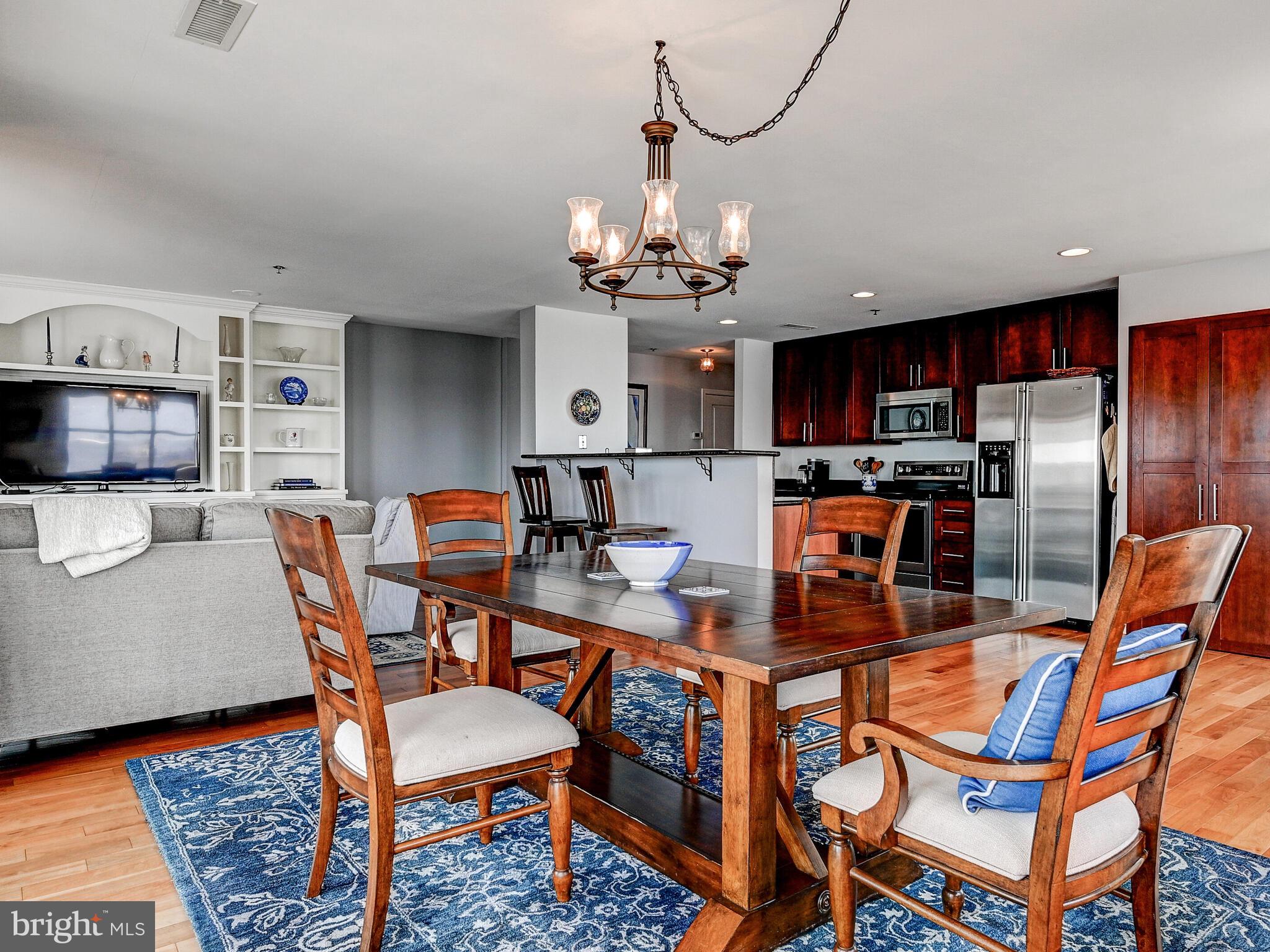 2702 LIGHTHOUSE POINT E 638
