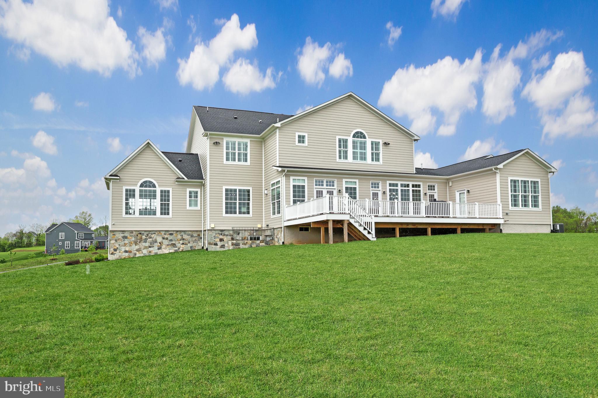 HUNT RIDGE PRESERVE - Residential