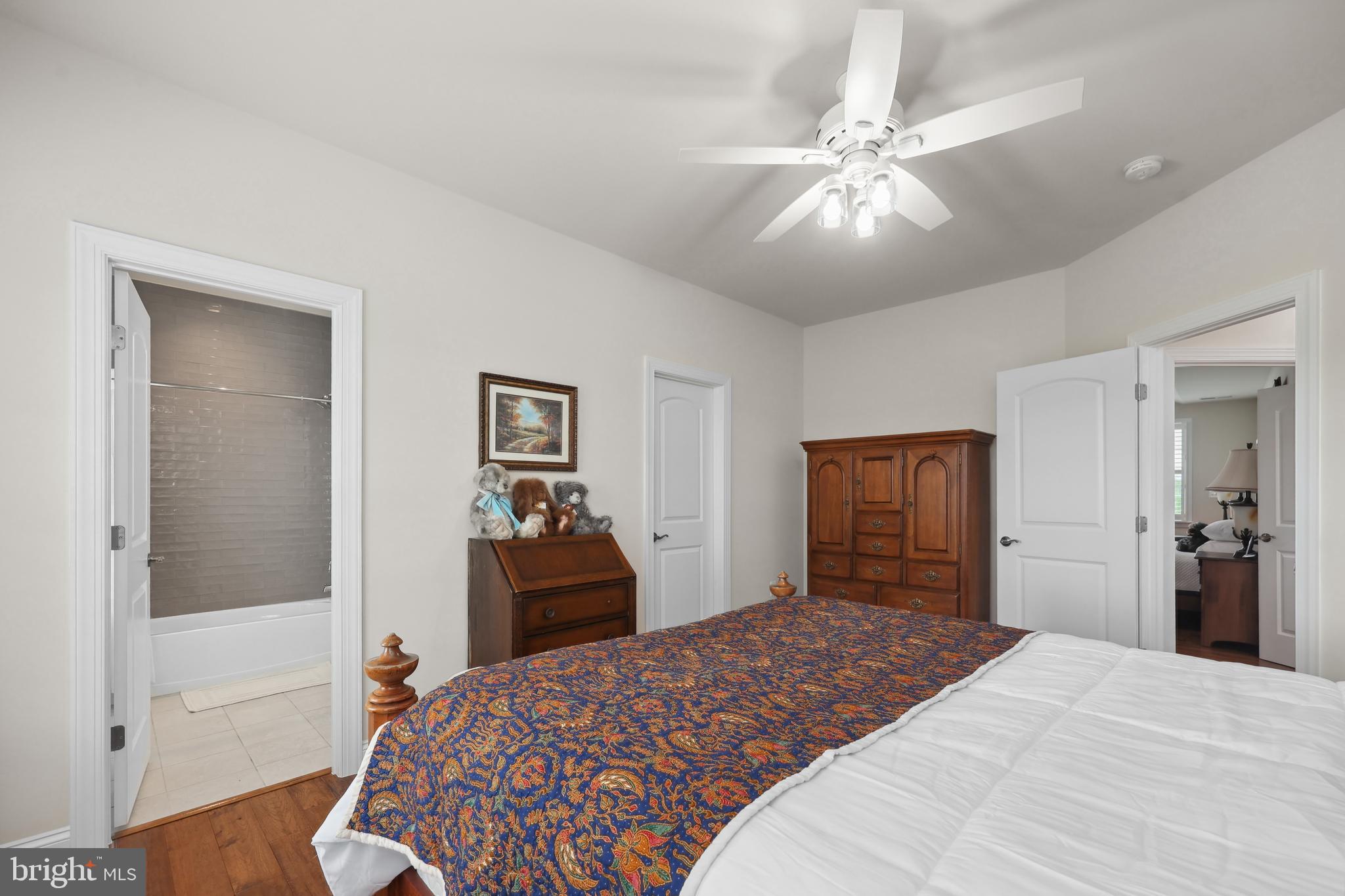 HUNT RIDGE PRESERVE - Residential