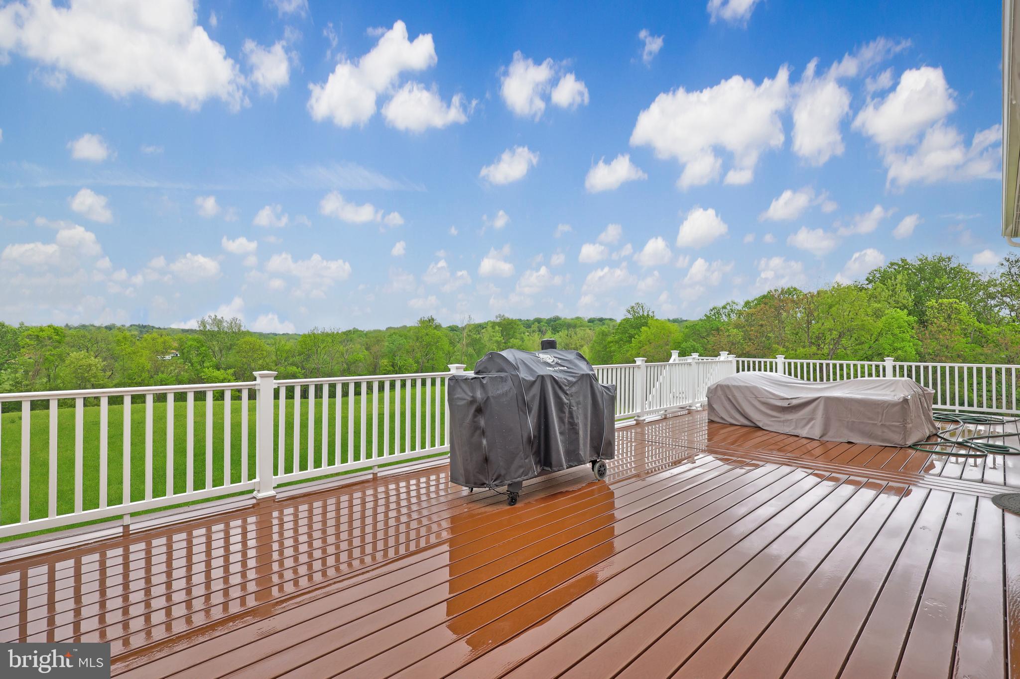 HUNT RIDGE PRESERVE - Residential