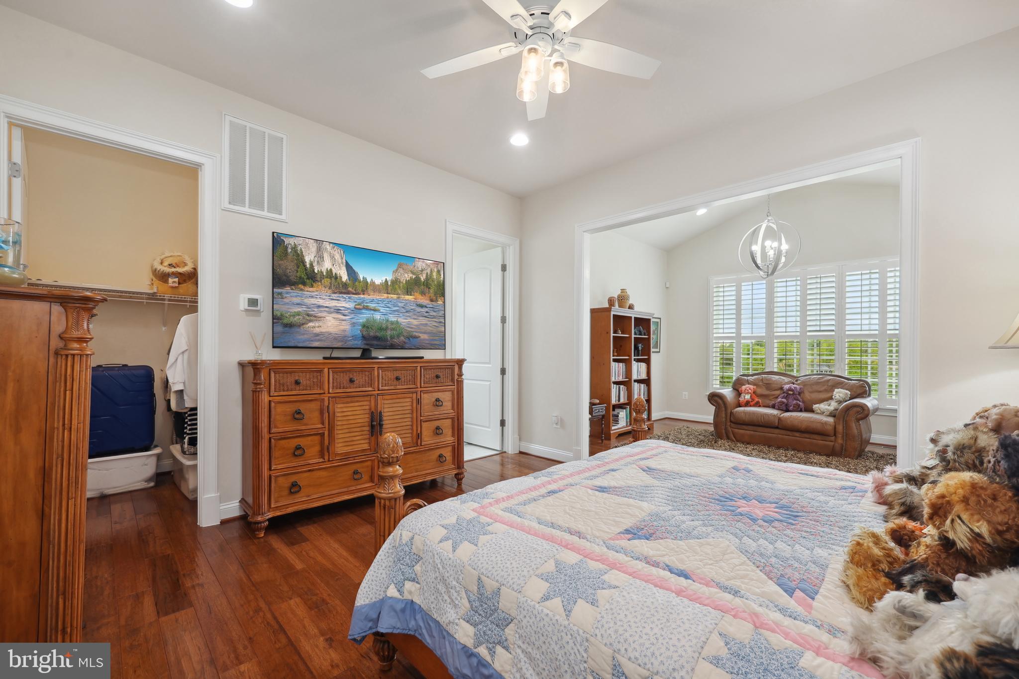 HUNT RIDGE PRESERVE - Residential