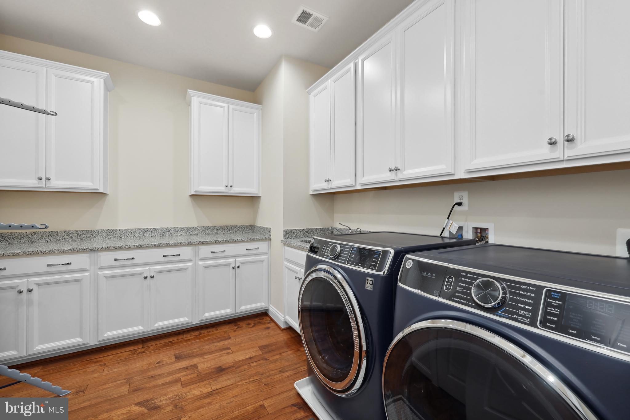 HUNT RIDGE PRESERVE - Residential