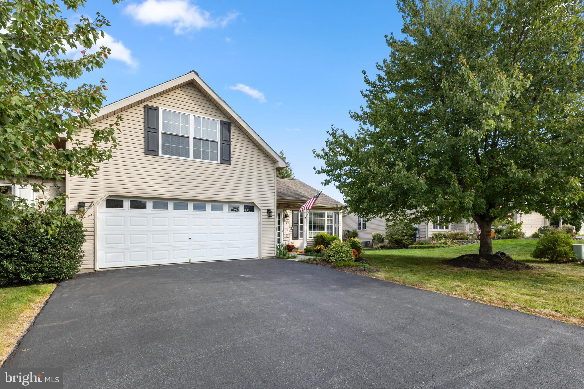 WILLOW CREEK - Residential