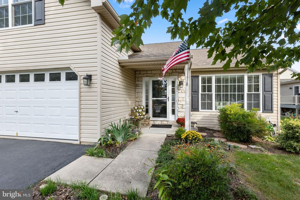 Photo of 1267 Willow Creek Drive, MOUNT JOY, PA 17552 (MLS # PALA2077728)
