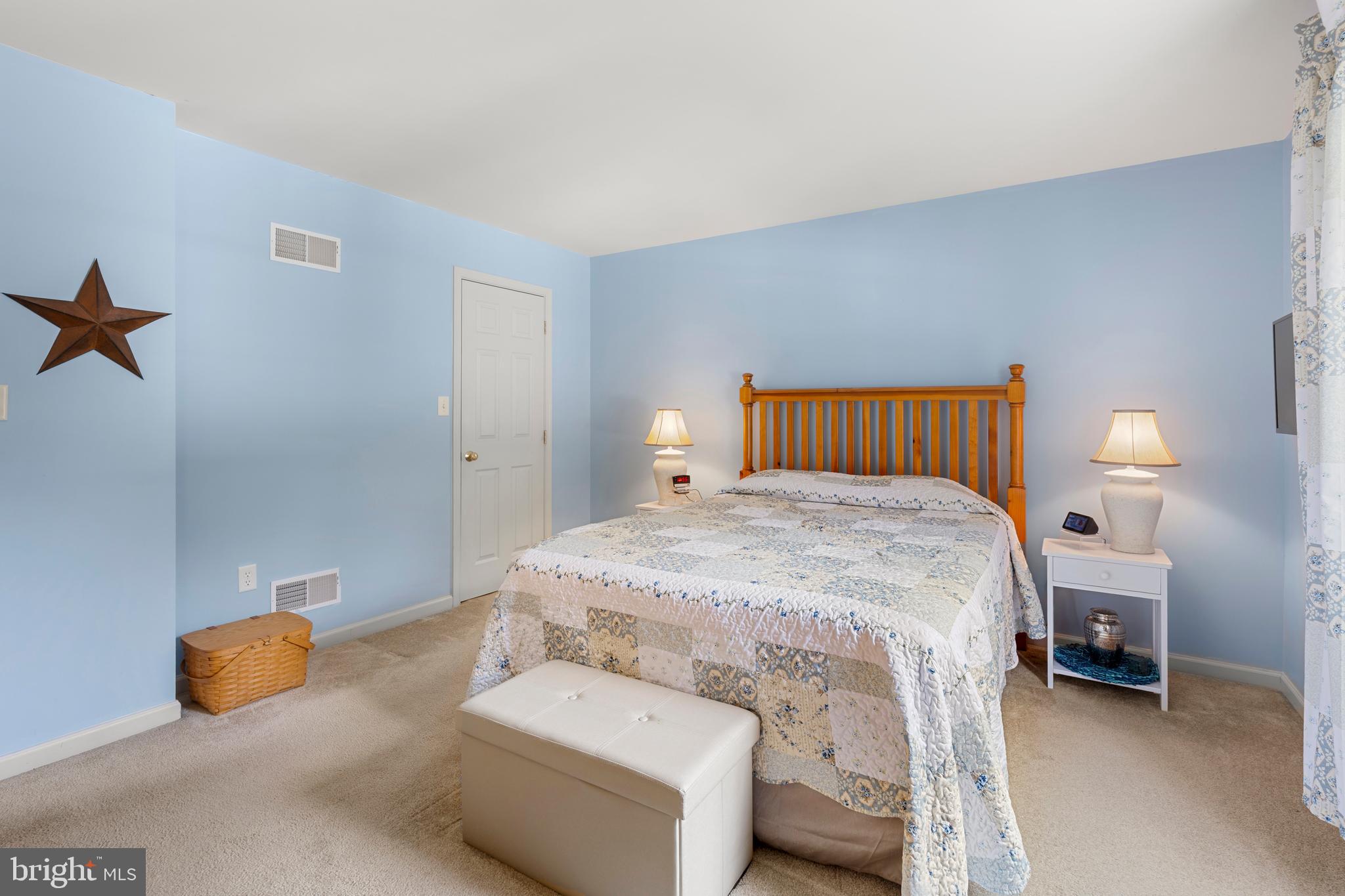 WILLOW CREEK - Residential