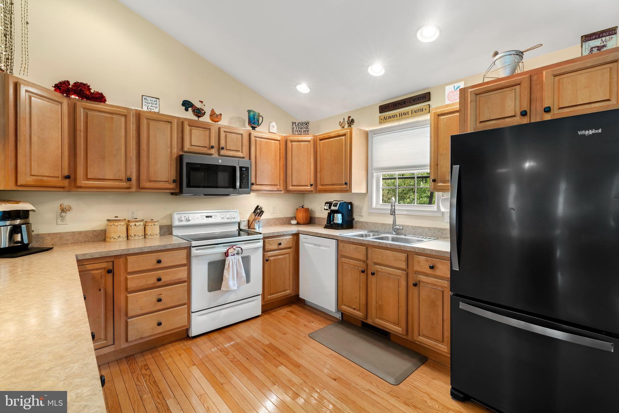 WILLOW CREEK - Residential