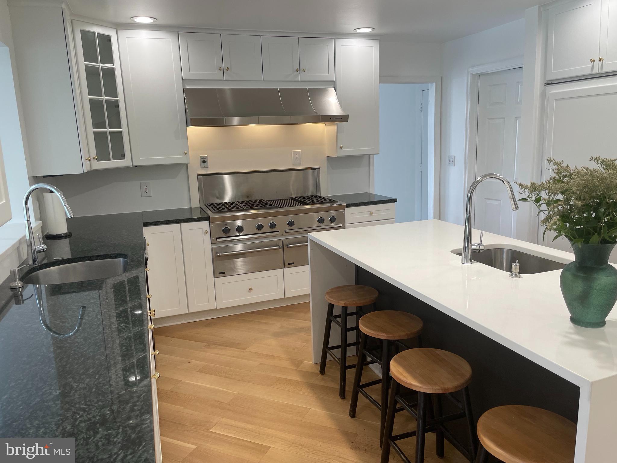 POTOMAC OUTSIDE - Residential