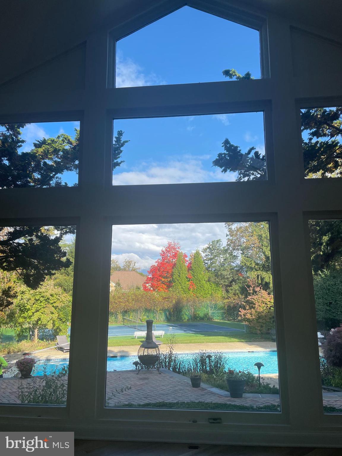 POTOMAC OUTSIDE - Residential