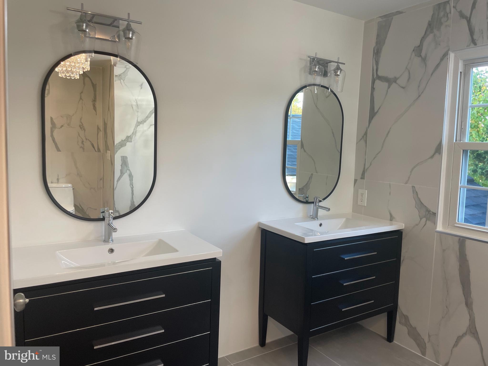 POTOMAC OUTSIDE - Residential