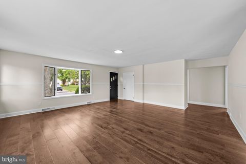 Tiny photo for 7 Meadowview Avenue, PENNSVILLE, NJ 08070 (MLS # NJSA2018954)