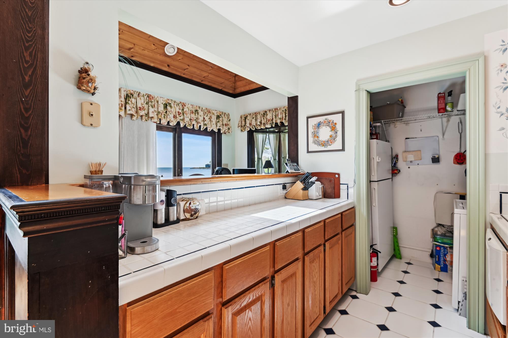 COLUMBIA BEACH - Residential