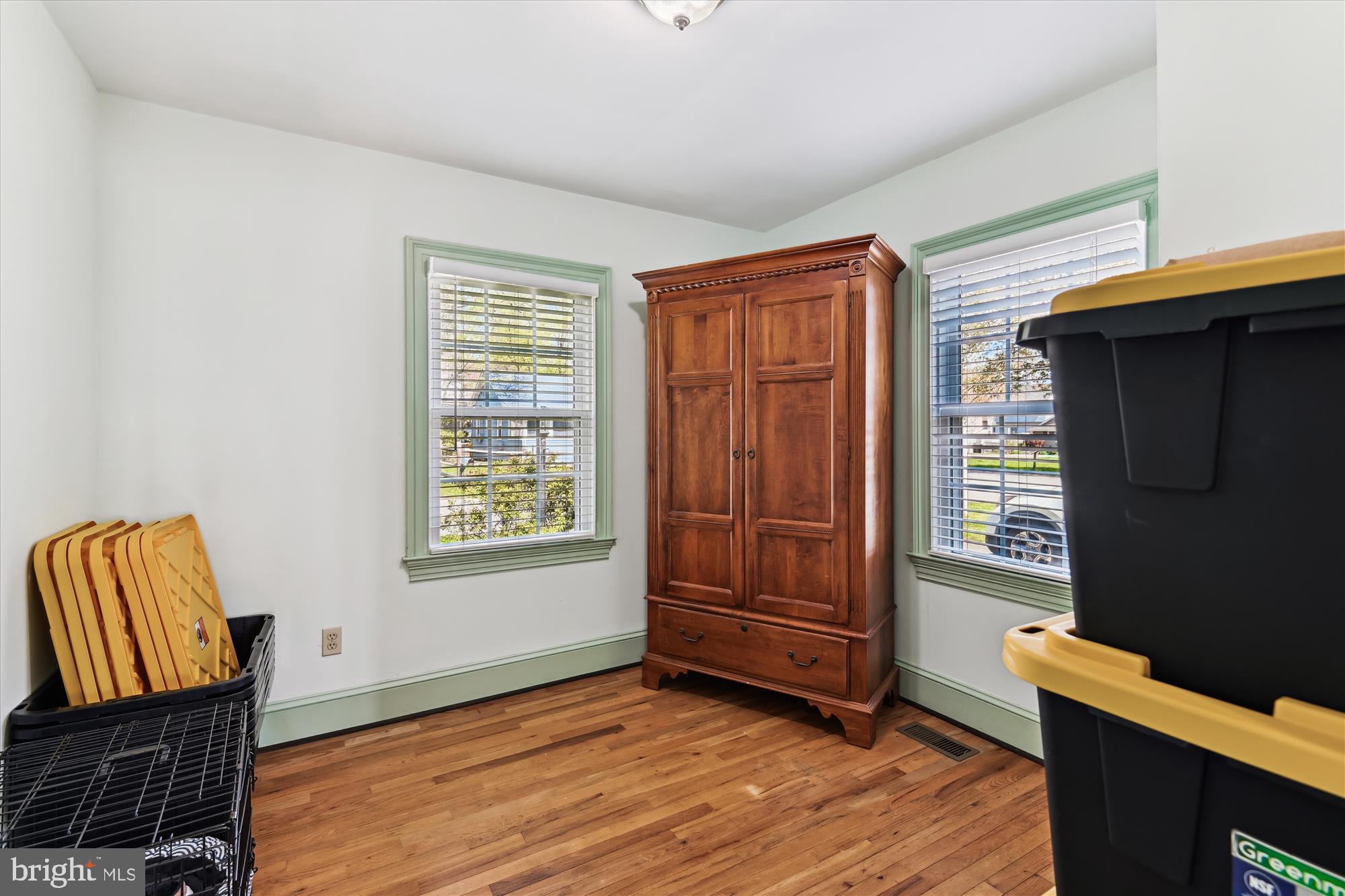 COLUMBIA BEACH - Residential