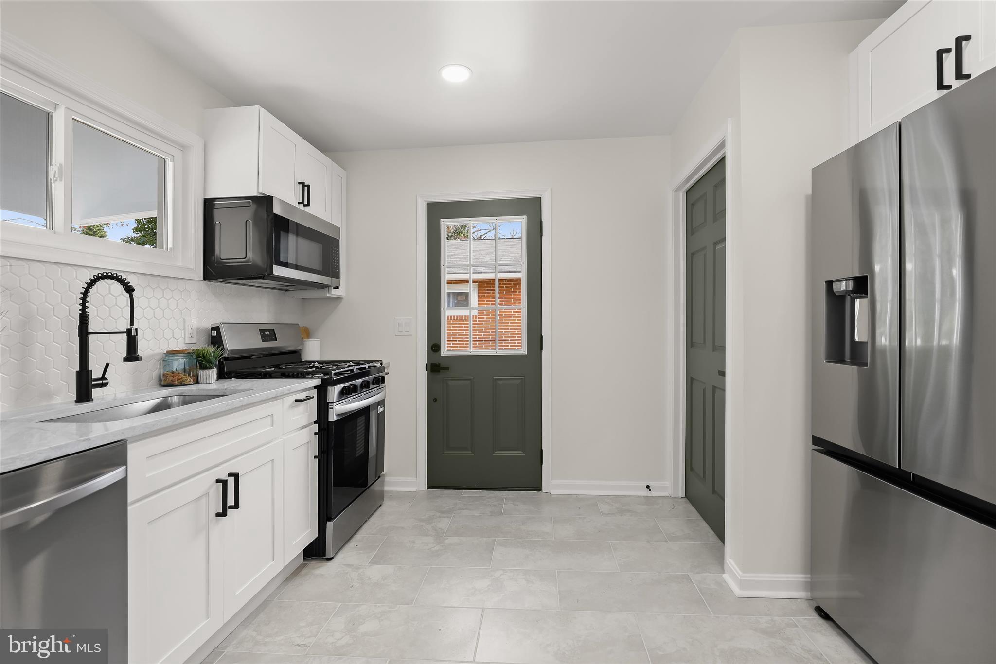 GARDENVILLE - Residential