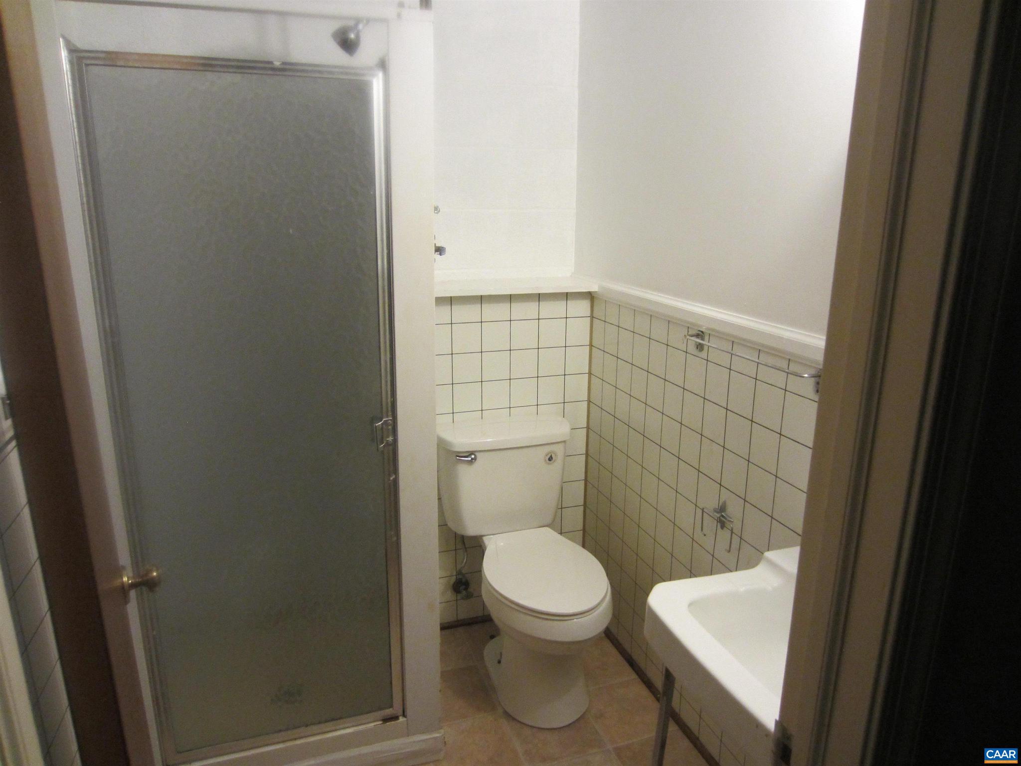 UNKNOWN - Residential Lease