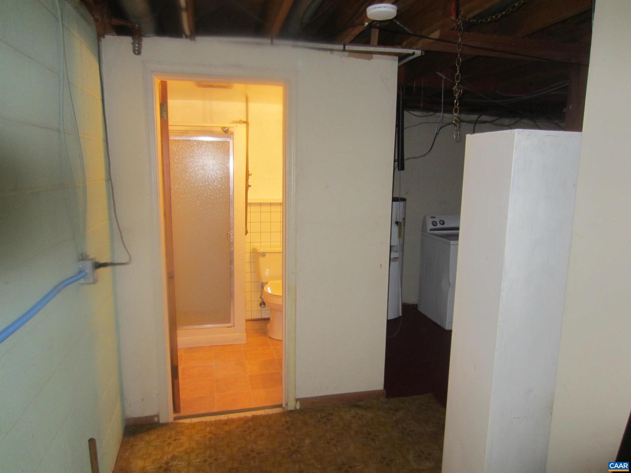 UNKNOWN - Residential Lease