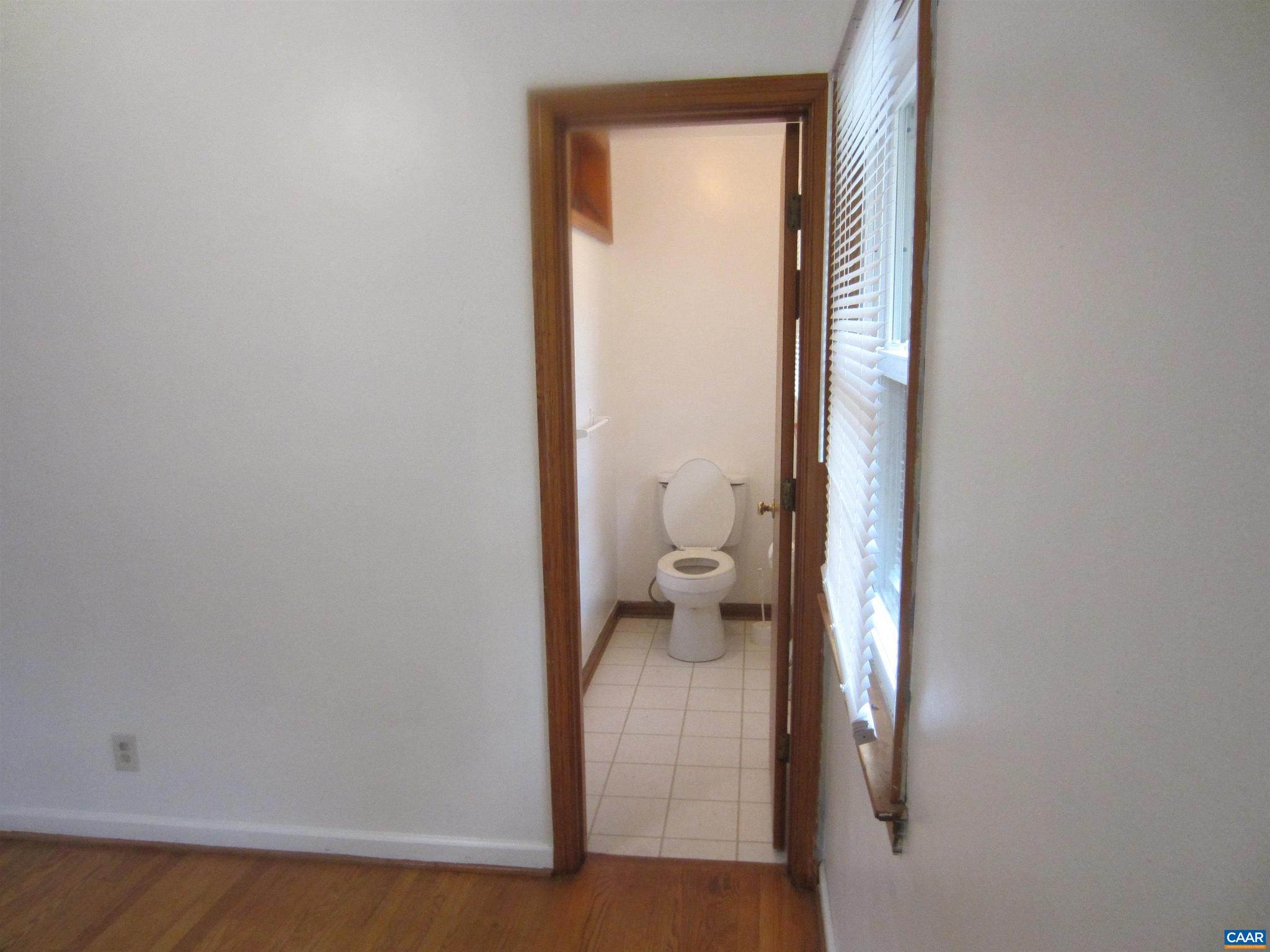 UNKNOWN - Residential Lease