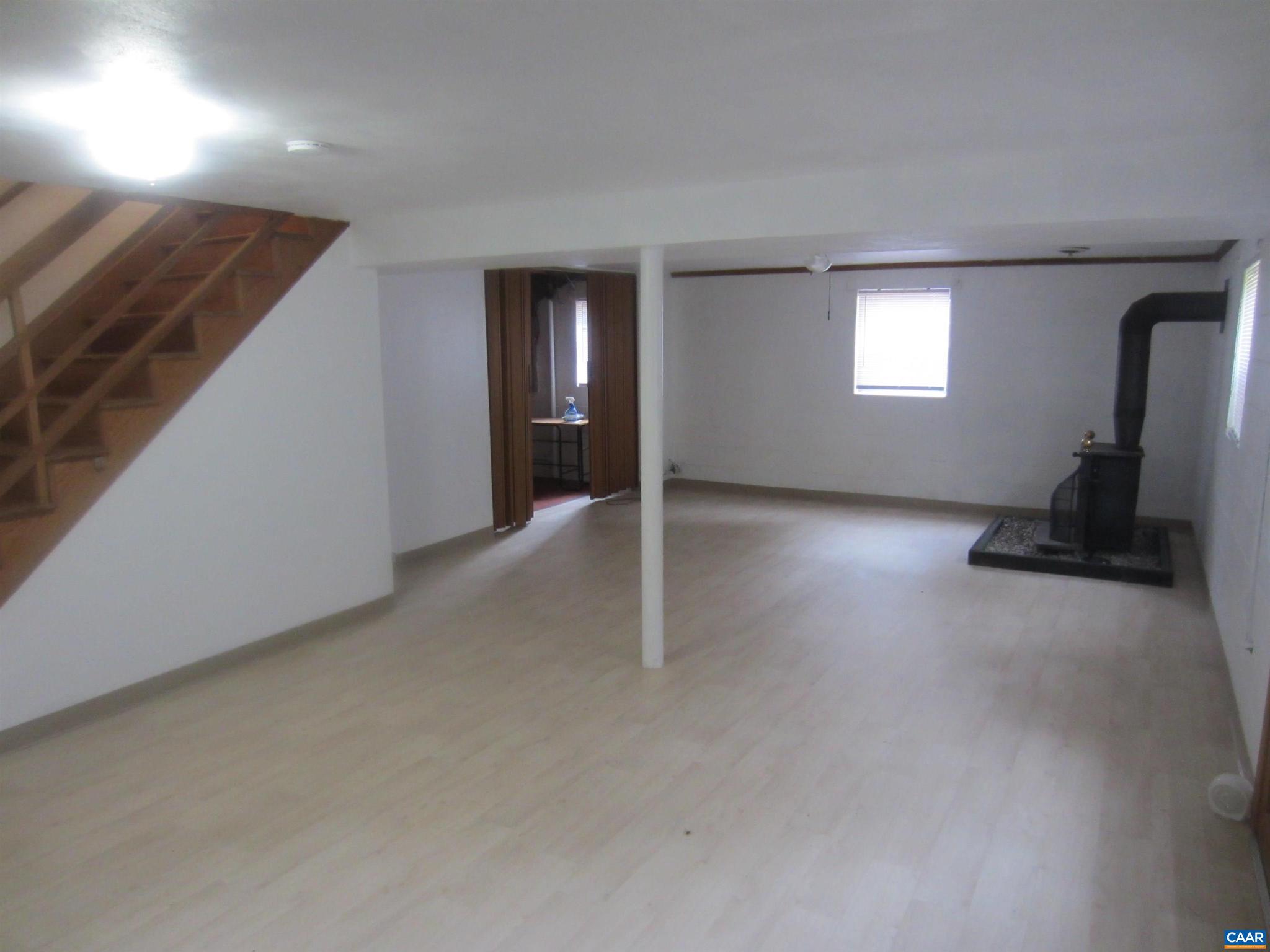 UNKNOWN - Residential Lease