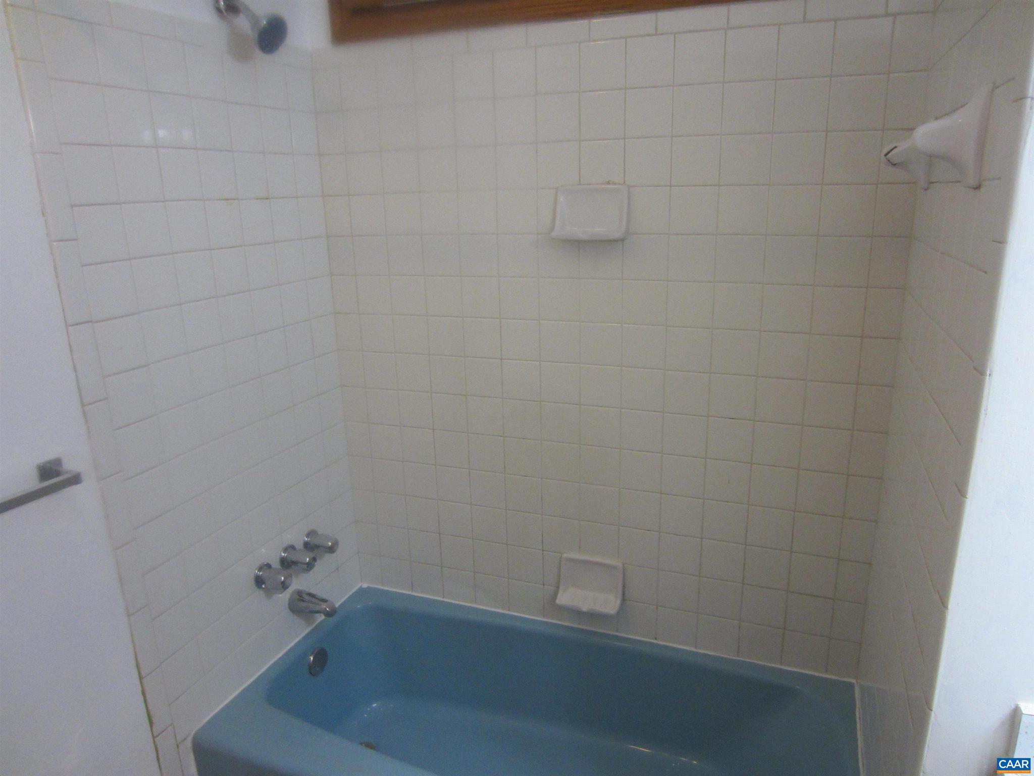 UNKNOWN - Residential Lease